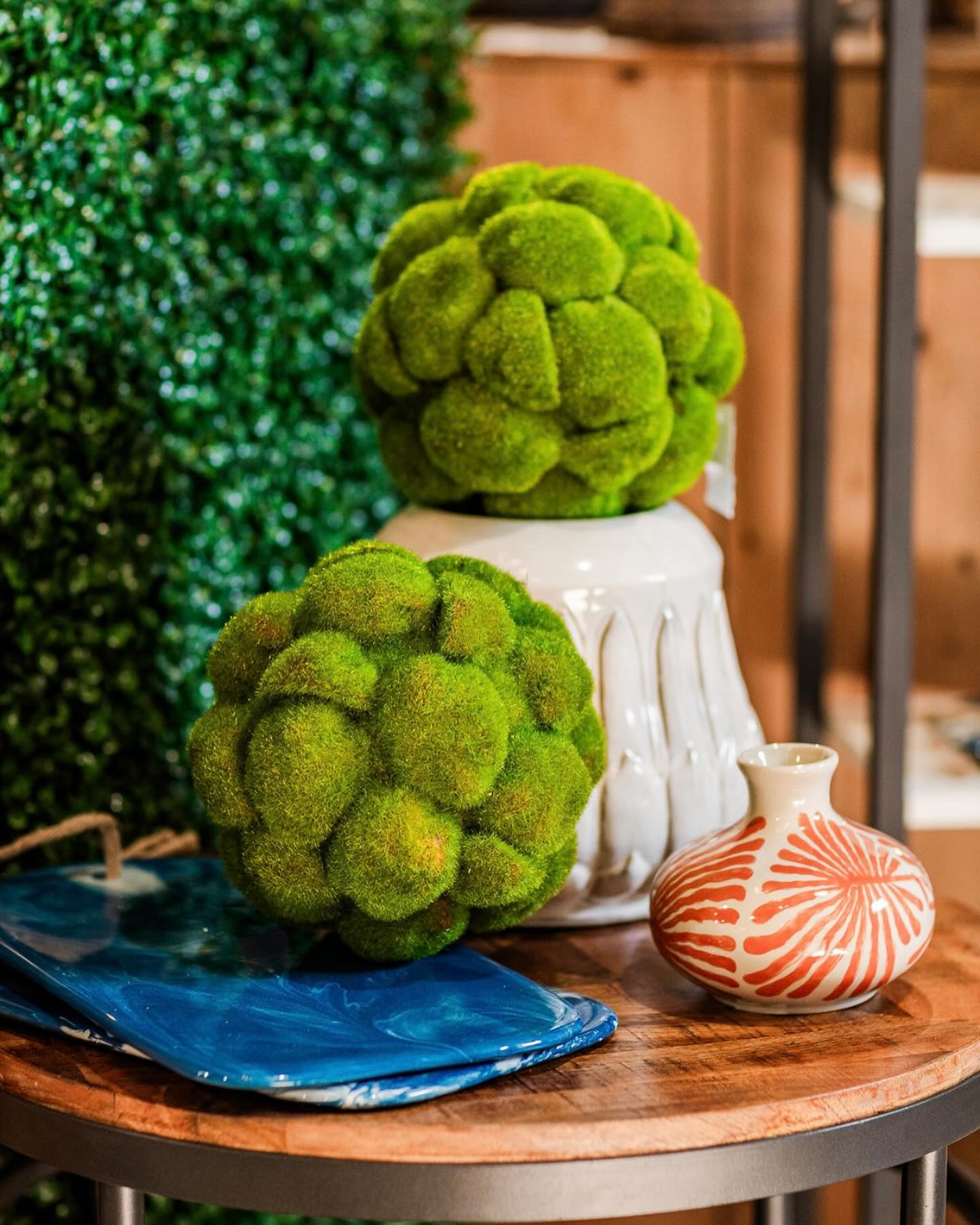 Two Moss Ball Accent Florals