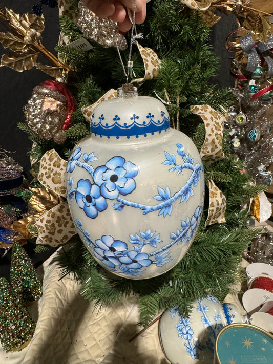 Large Chinoiserie Ornament