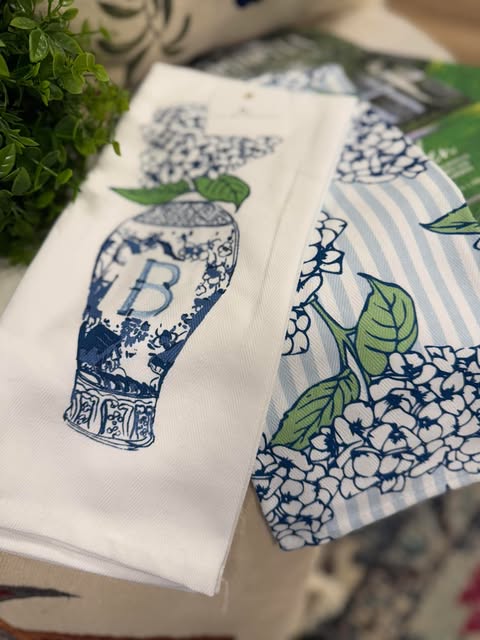 Hydrangea Stem Ginger Jar Initial Towel Set