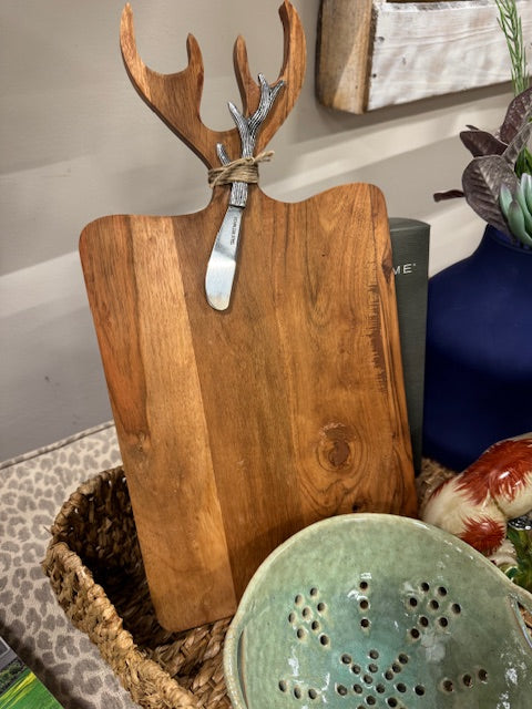 Deer Cutting Board Set