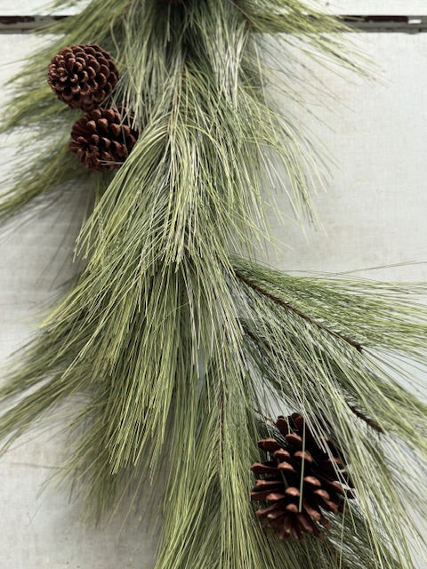 Pine Garland With Pinecones