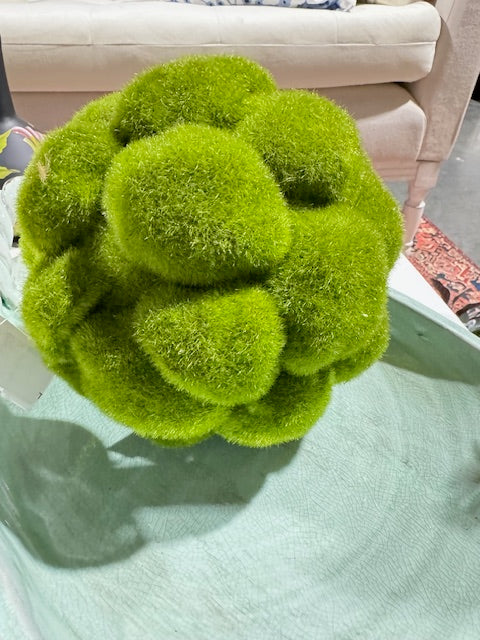 Moss Rock Ball