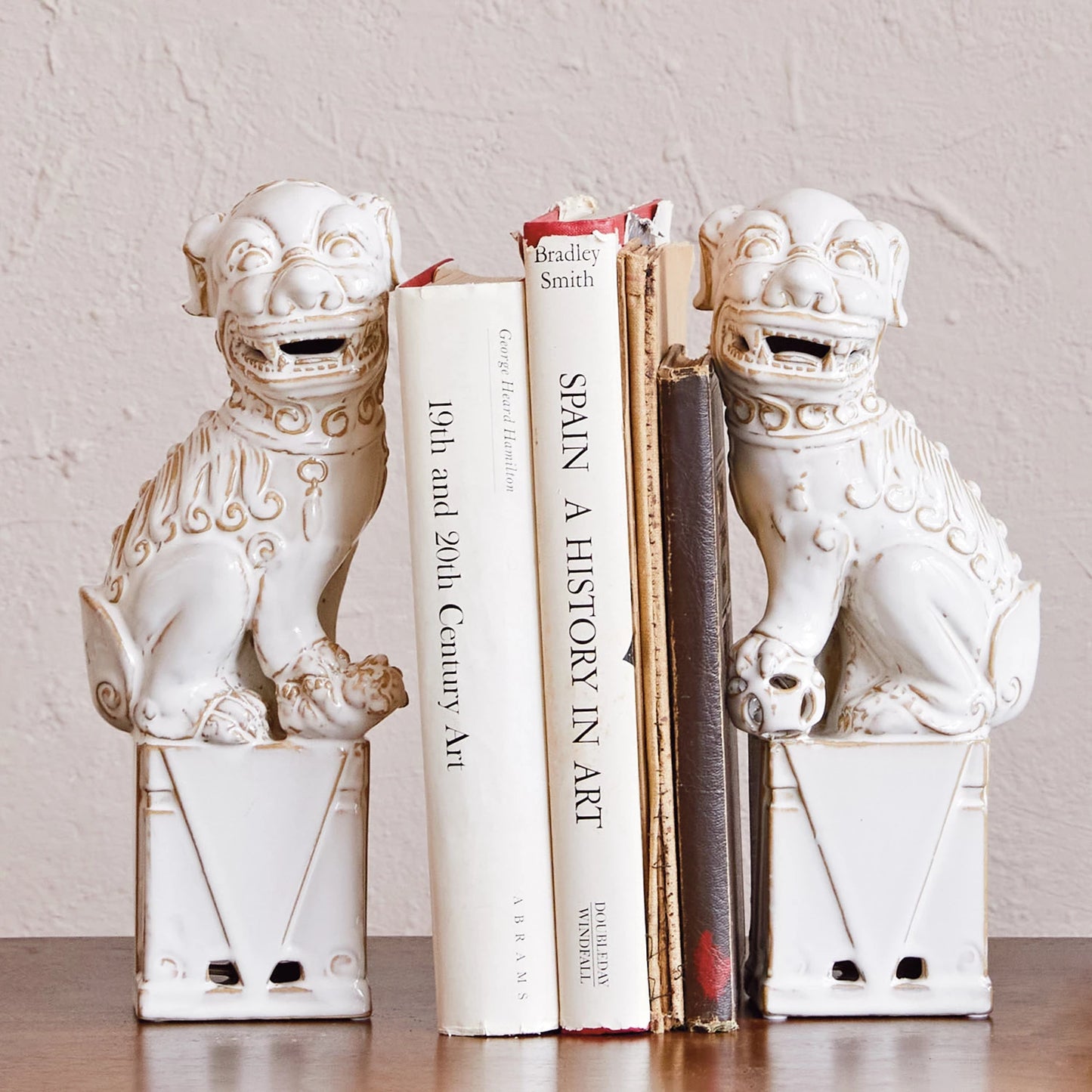 Vintage Reproduction Guardian Lions Stoneware Bookends